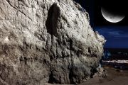paradise-cove-larg-rock-lunar-eclipse